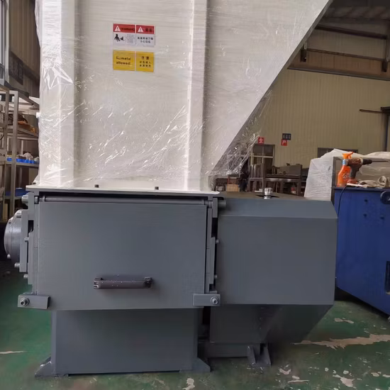 Trituratore monoalbero per il riciclaggio di cavi elettrici